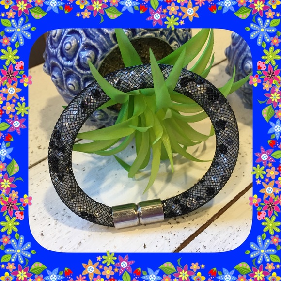 1 HP Black Mesh Bracelet with gems inside - Picture 8 of 8